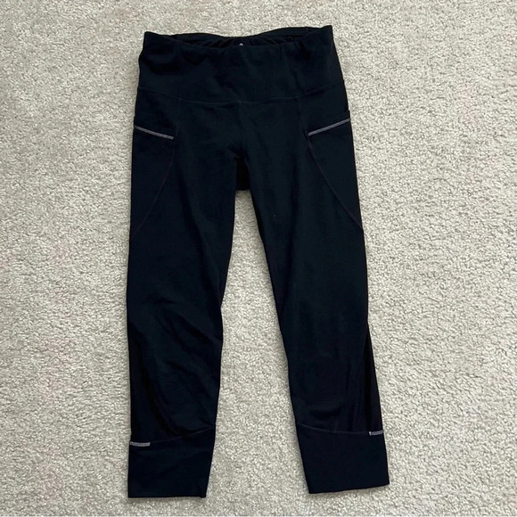 Athleta Relay Capri 2.0 Running leggings Workout Gym Black Reflective Sm 347896. - Picture 3 of 15